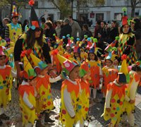 Cerca de 500 crianças deram cor ao Desfile de Carnaval em Alcochete