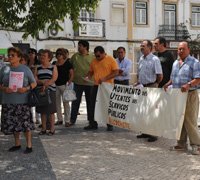 Autarcas e MUSPA manifestam-se contra privatização dos CTT