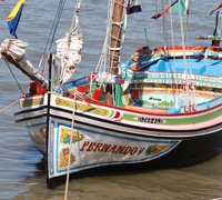 Embarcações Tradicionais conferem colorido ao Tejo 