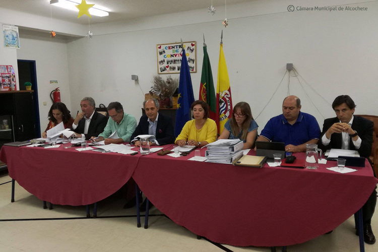 Autarquia aprova contratos-programa com associações do concelho