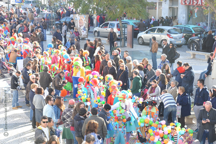 Alunos do concelho brincam ao Carnaval a 9 de fevereiro