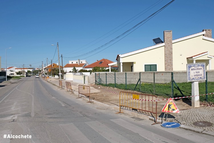 Autarquia requalifica rua no Samouco