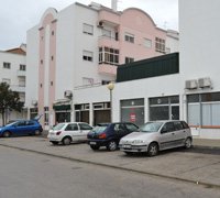 Rua Conde Vall dos Reis tem mais 17 lugares de estacionamento