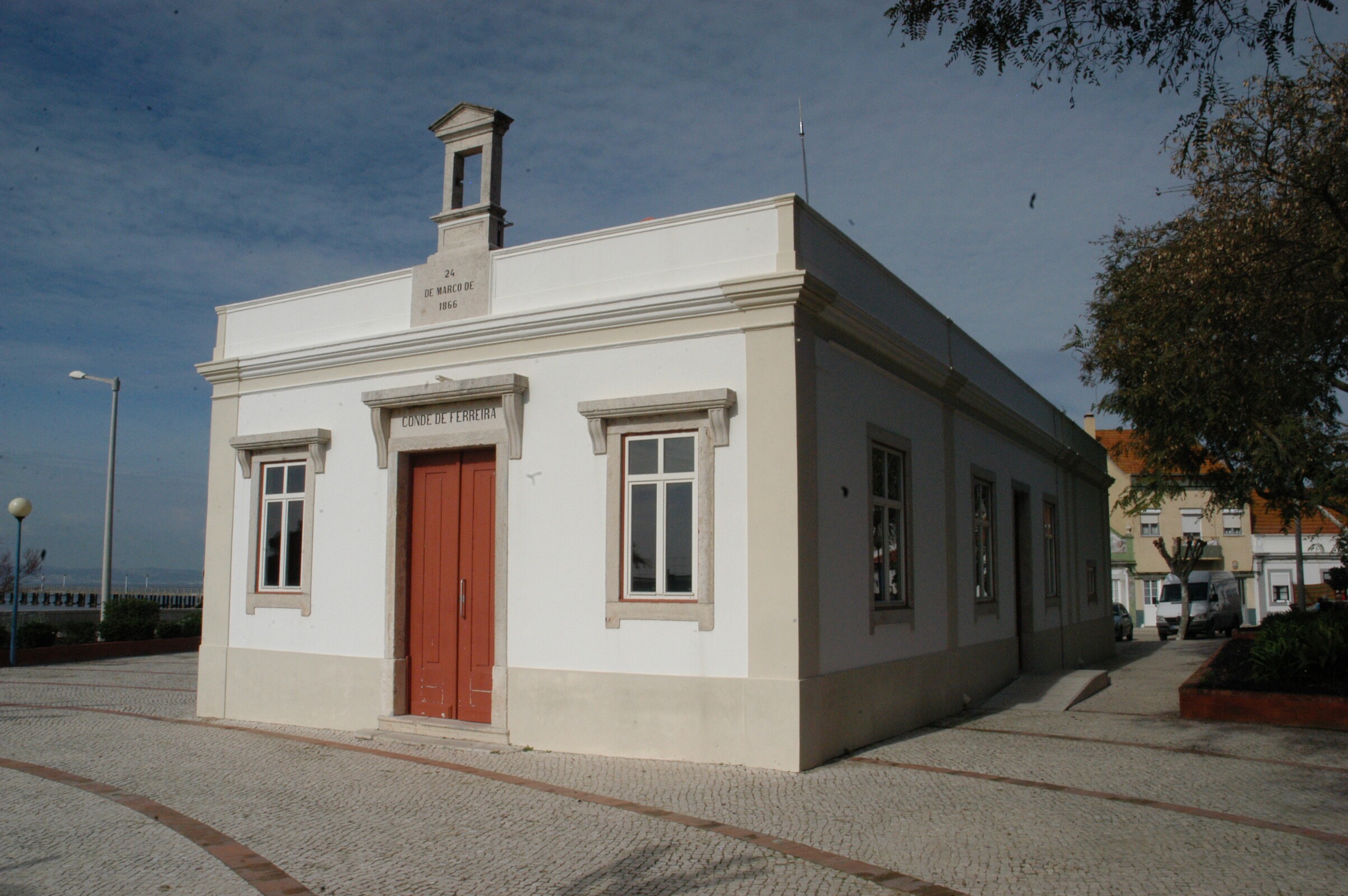 Posto de Turismo está a funcionar no edifício da Escola Conde Ferreira