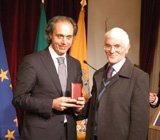 Presidente da Câmara entregou a Medalha D. Manuel I ao Provedor da Misericórdia de Alcochete